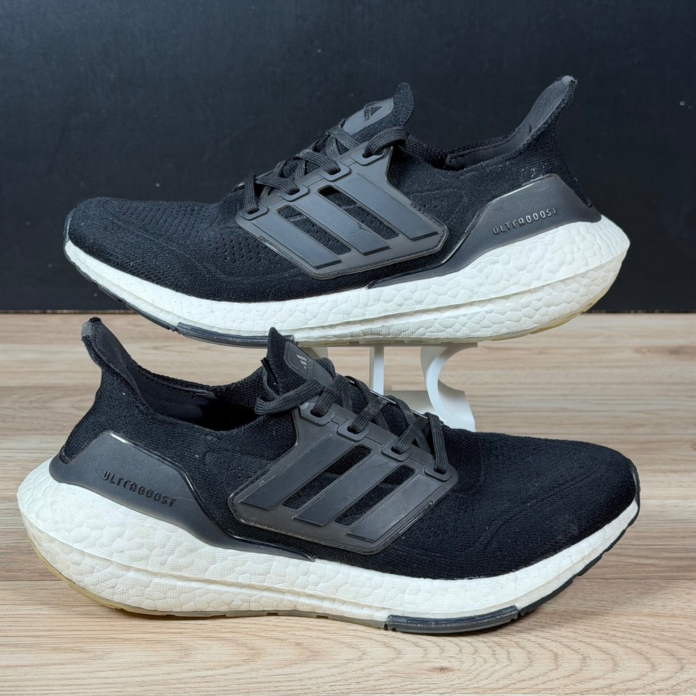 Adidas Ultraboost 21 Shoes Womens Size 8.5 Black White Running Athletic FY0402